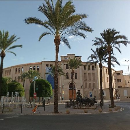 Estudio B Cerca De La Plaza De Toros อาลิกันเต ภายนอก รูปภาพ