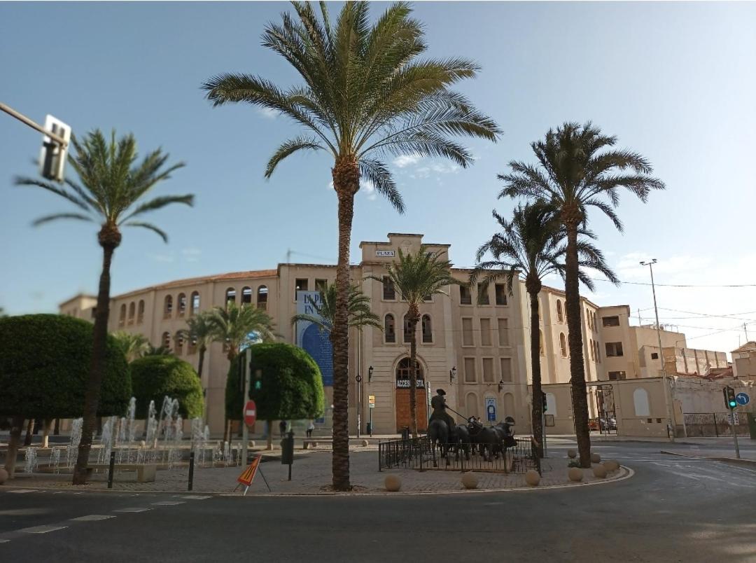 Estudio B Cerca De La Plaza De Toros อาลิกันเต ภายนอก รูปภาพ