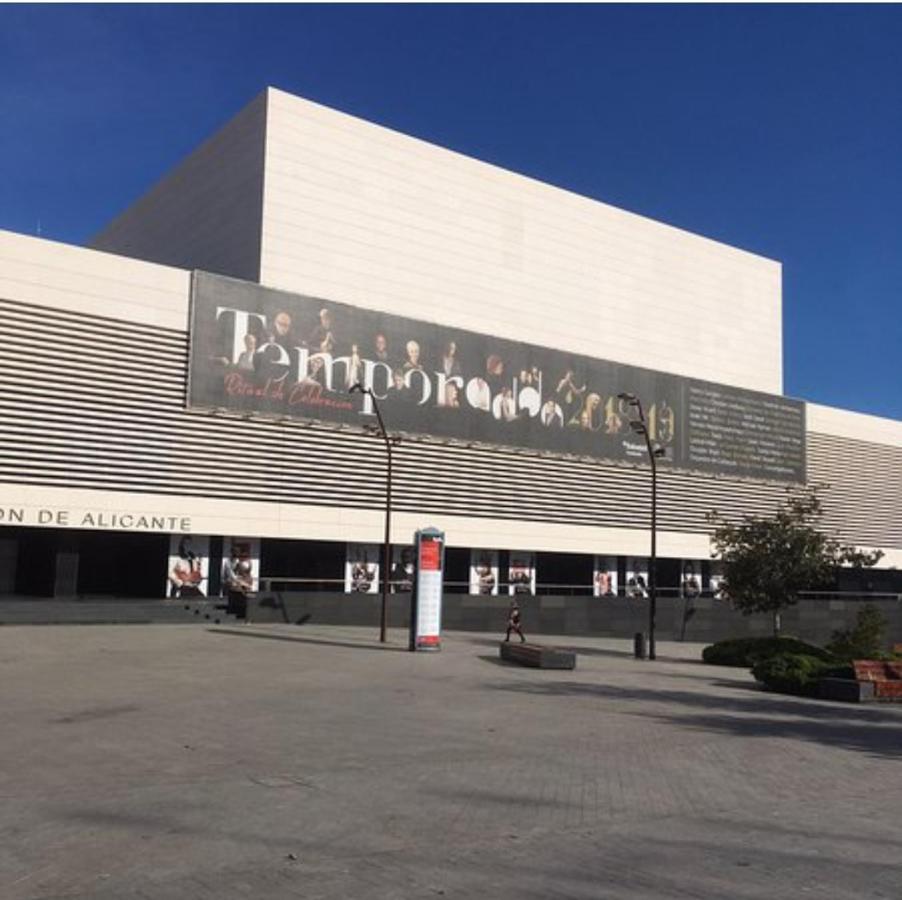 Estudio B Cerca De La Plaza De Toros อาลิกันเต ภายนอก รูปภาพ
